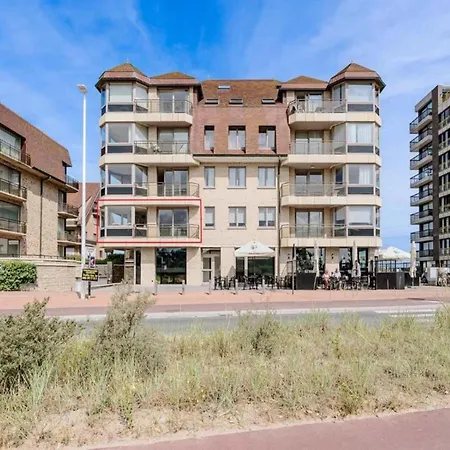 Apartment Plaza 2011 With Beautiful Side Sea View