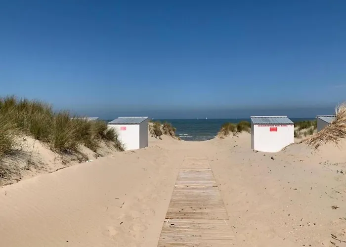 Appartamento By Sea And Dunes With Terrace Oostduinkerke